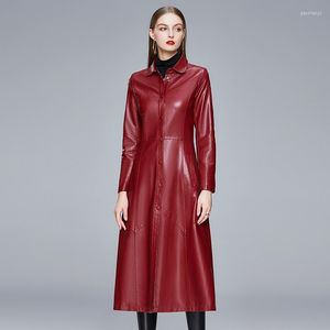 Trench feminina Coats feminino Faux Leather Moda Pu Autumn Casual Single Basted Classic Long Casal Oversize 5xl Chic feminino