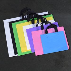 Confezione regalo Busta di plastica personalizzata da 100 pezzi con manici Borsa da imballaggio per la spesa per borsa regalo di marca personalizzata per piccole imprese 220913