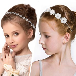 Fasce per capelli Flower Girl per capelli per matrimonio Fascia per capelli floreale in cristallo Sier Crown Accessori per capelli eleganti con strass A Amajewelry Amb5A