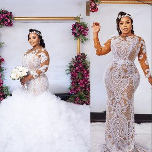 2022 Luxury Mermaid Wedding Dresses Champagne Illusion Neck Long Sleeves White Lace Appliques Crystal Ruffles Tiered Bridal Wedding Clowns Elegant Robe de Mariee