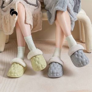 Slippers Mo Dou Dou Plus Winter Warm Pluxh Mulheres chinelas de vampiro à prova d'água Home Sapatos caseiros