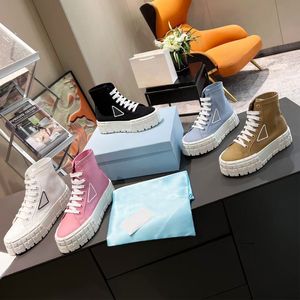 Shoes Sports Travel Women Boots Lace-up Sneaker 100% Leather Cloth Gym Thick Soled Designer Boot Platform Lady Sneakers 35-40-41