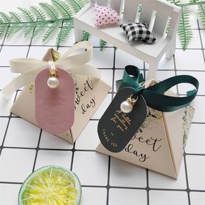 Geschenkpapier-Geschenkbox, dreieckige Pyramide, Babyparty-Verpackungsbeutel, Hochzeitsbevorzugung, Papierbox, Partyzubehör, kleine Süßigkeitenboxen für Geschenke 220913