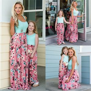 Family Matching Outfits Summer Mother Kids Long Dresses Beach Party Bohemia Maxi Dress with Pocket Sundress Outfits Cotton Beachwear for Parent-Child 220914