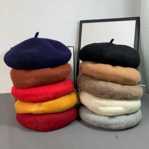 Basker kvinnors designer mode höst och vinter ull fleece brev tryckhatt