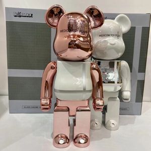 400% Bearbrick Action Figures 28 cm ABS Cross Medicom Toys Plus Limited Collection Fashion Akcesoria Dźwięki