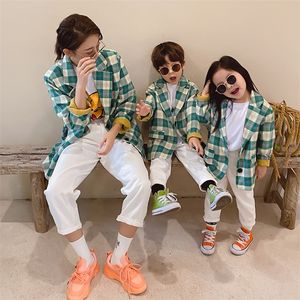 Abiti coordinati per la famiglia Autunno madre figlia e figlio giacche a quadri alla moda cappotti coordinati per la famiglia vestito genitore-figlio 220914