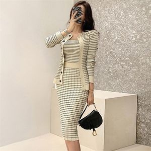 Vestido de duas peças h han rainha coreana tricô 3 peças Conjunto de mulheres tricotado Cardigan e saias lápis Casual Simple office Lady Skirt Suit 220915