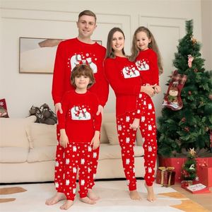 Familjsmatchande kläder Julfamilj Matchande pyjamas Set Xmas Bear Adult Kids Pyjamas Baby Family Look Mother and Daughter Son kläder 220914