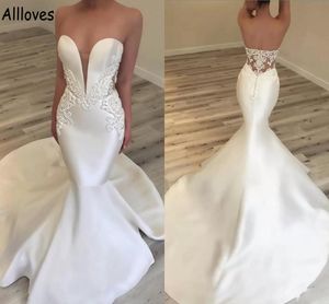 Eleganti abiti da sposa a sirena in raso avorio per le spose con applicazioni di pizzo Sweetheart Sexy aperto sul retro Abiti da sposa vintage Corte dei treni Abiti da sposa semplici CL1128