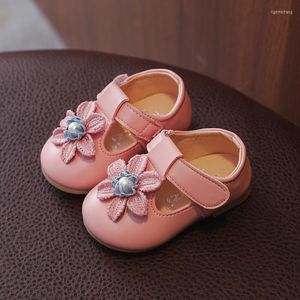 Sapatos atléticos Criança de menina gancho 2022 Autumn Princess Fashion Flor Lovely Mary Jane Couro rosa Casual Casual