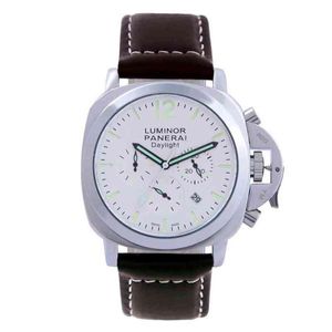 Designer Relógio de couro mens de couro Multifunção cronógrafo impermeável relógios de luxo de relógio de pulso