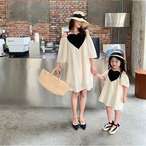 Familjmatchande kläder Förälder Child Dress Summer Mother Daughter Girls 'tredimensionella kärleksålder Minska 220915