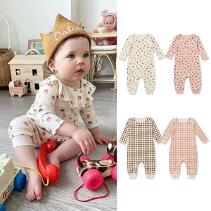 Produto de outono da primavera Baby Romances de algodão Cute grade Impressões macacões de manga longa para meninos recém -nascidos meninas para meninas roupas infantis