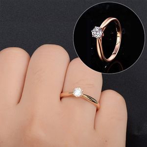 Smycken Classic Rings for Women Forever Simple Six Claws Zirconia Fashion Solitaire Engagement Marriage Ring Smycken KCR033