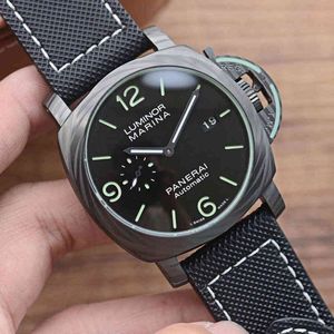 Luksusowe zegarki dla męskich mechanicznych zegarków z włókna węglowego Materiał z serii Lumino Series Designer Watch