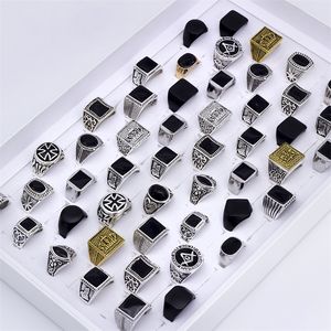 Fedi nuziali 20pcs / lot Square Classic Metal Men Matte Smooth per le donne Gioielli di moda Regali per feste Lotti all'ingrosso all'ingrosso 220914