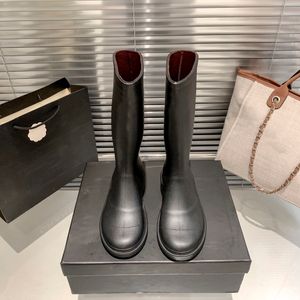 2022 Женские дождевые ботинки ПВХ резиновый пилот платформ с высоким дождем высокий дождь черные водонепроницаемые туфли Welly Outdoor Rainshoes Высокие каблуки