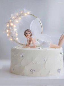 Festliche Lieferungen Engel Mädchen Kuchen Dekoration weiße Blume Fee Prinzessin Puppe Szene verkleiden Baby Geburtstagsgeschenk Abschlussfeier