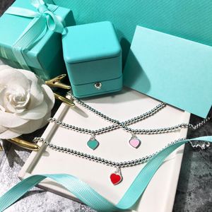 Luxurys designers armband för kvinnor charm armband trendiga elegant enkel sträng av pärlor geometriska party smycken present grossist födelsedag present bra
