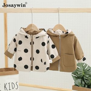 Płaszcz Odwracalny kurtka S Baby Boys Girl Polka Dot Spring Autumn Parkas dla odzieży dziecięcej z kapturem 220915