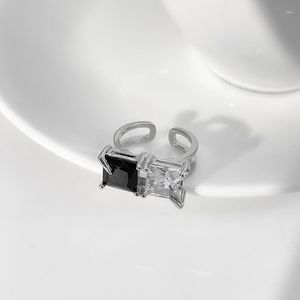 Cluster Rings 2022 South Korea Exquisite Black White Open Mouth Ring Fashionable Temperament Square Contracted Female Jewelry
