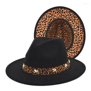 Basker fedora hatt kvinnors dubbelsidiga f￤rgmatchande kedja leopard tryck ull jazz h￶st vinter mode m￤ns stora randen