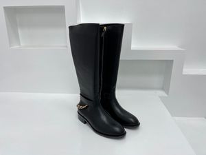 2022 new C series thigh boots for wowen a must-have for winter wear this shoes looks elegance and beautiful with size 35-40