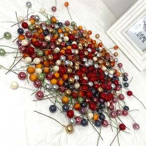Dekorativa blommor 50st mini bär plast falsk frukt liten konstgjord pärla blomma stamens körsbär bröllop diy presentförpackning dekorerad jul