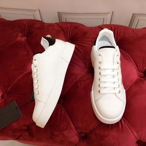 Screener sneaker beige l￤derskor Italien vintage m￤n kvinnor r￶da webbband lyxiga designers sneakers bi-color gummisula klassisk casual sko 35-45 mkjkk00004