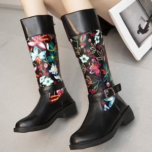 Sexy Hohe Stiefel Frauen 2022 Winter Neue Mode Über Knie Warme Römischen Vintage Bestickte High Heels Socken Schuhe