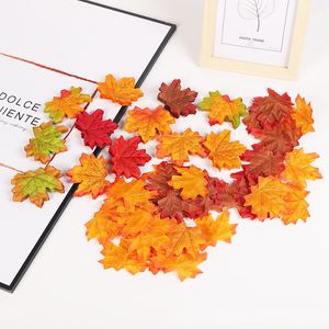 100pcs/lote folhas de bordo simula￧￣o artificial P￩talas de folhas de outono Halloween Christma Partido de A￧￣o de Gra￧as Mesa de casamento Decora￧￣o 1034