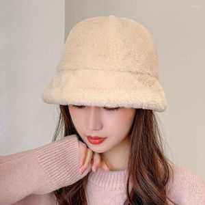 Berets Women's Hat 2022 Plush Fisherman Hats For Women to Keep Warm in Winter Korean Style Wild Fashion Ear Protection Hucket Cap