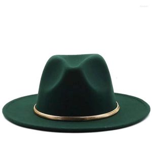 Berretti Cappello a cilindro a tesa larga verde Decorazione Panama Catena dorata Fedora in feltro per uomo Donna Berretto jazz in misto lana artificiale