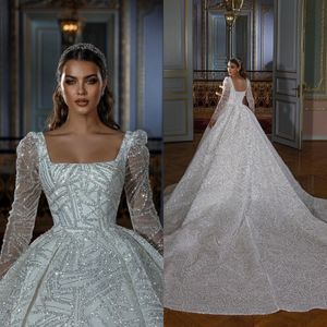 Sparking Dubai Wedding Dresscristalls Sequined Bridal Gowns Square Collar Royal Train Robe de Mariee