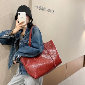 HBP Women Lady Messenger Bags Big Pattern Satchel Genuine Leather Shoulder Bag Chain Handbags Men Purse 20183