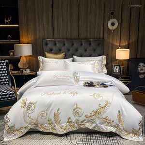 Bedding Sets Luxury White 60S Satin Cotton Set Soft Smooth Gold Feather Embroidery Duvet Cover Flat/Fitted Sheet Pillowcases