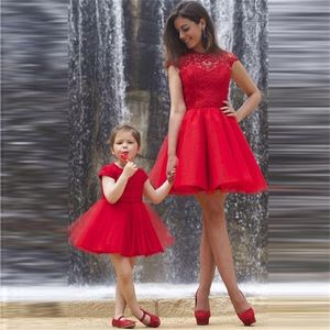 Família, roupas correspondentes, garotas, vestido de princesa vermelho, mãe curta, mãe, mãe vestidos para festa de casamento de festas de casamento, dama de honra 220915