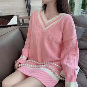 Kadın Sweaters Gevşek Büyük Boyutlu Örme Sweater Pembe Siyah Beyaz V-Neck Pullover Sonbahar 2022 Kadın Moda Sokak Giyim Boyutu S M XL Kadın Sweaders Hardigan De Malha