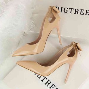 3168-8 Sandals Korean Version Sexy Thin High Heels Shallow Mouth Pointed Patent Leather Hollowed Out Back Bow Single Shoes