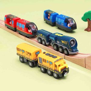 Diecast Model Cars Locomotiva a batteria Giocattoli da gioco Fit Binari ferroviari in legno Potente motore Treno elettrico per ragazzi Ragazze Regalo 0915