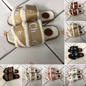 Woody Mules Kadın Tasarımcı Terlik Slaytlar Sandalet Kürk Tuval Shearling Moda Düz Beyaz Siyah Yelken Kadın Plaj Pantoufle Kış Sıcak Terlik Slayt Sandal