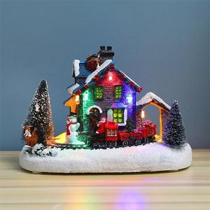 Decorazioni natalizie LED Incandescente Scena del villaggio di Natale Ornamenti Decorazioni per la casa Artigianato in resina luminosa Casa invernale Babbo Natale Pupazzo di neve Treno 220916