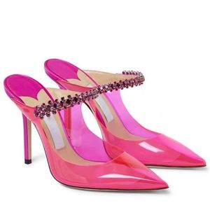Kvinnors PVC högklackade tofflor Crystal Decorative Shoes Rhinestone Instep Evening Wear Luxury Designer Shoes mm Leather Sole D2764
