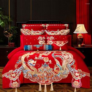 Bedding Sets Luxury Chinese Wedding 4/6/9pcs Conjunto de cetim egípcio Gold Gold Longo Phoenix Bordado de Bordado de Tampa de Capa Fronhas