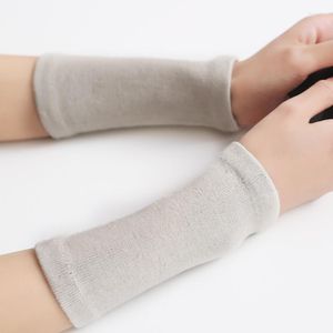 Podkładki kolan szdyqh 2pcs sprzedaż kobiety mężczyźni rękaw ramię kolorowy wygodne opaski potowe 14 cm elastyczne unisex