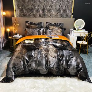寝具セットラグジュアリーブラック/ゴールドのジャキアとエジプトの綿セットサテンシルキーキルト/羽毛布団カバーベッドリネンフィットシート枕カバー