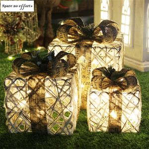 Christmas Decorations Decoration Three-piece Gift Box Tree Ornaments Luminous Iron Art Home Outdoor Mall 220916