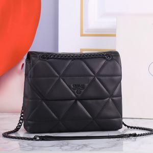 Torebki wieczorowe Torba Crossbody Łańcuszek Kobiety Listonoszki Na Ramię Prawdziwej Skóry Trójkąt Znak Nici Wnętrze Przedziału Kieszeń Torebki Pur