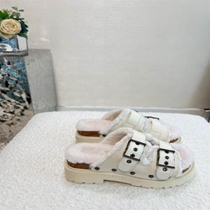 2022 Winter New Quake Cool Slipper Woolen Casual shoes collection Baotou half-drag style slippers Cow leather wool sandals